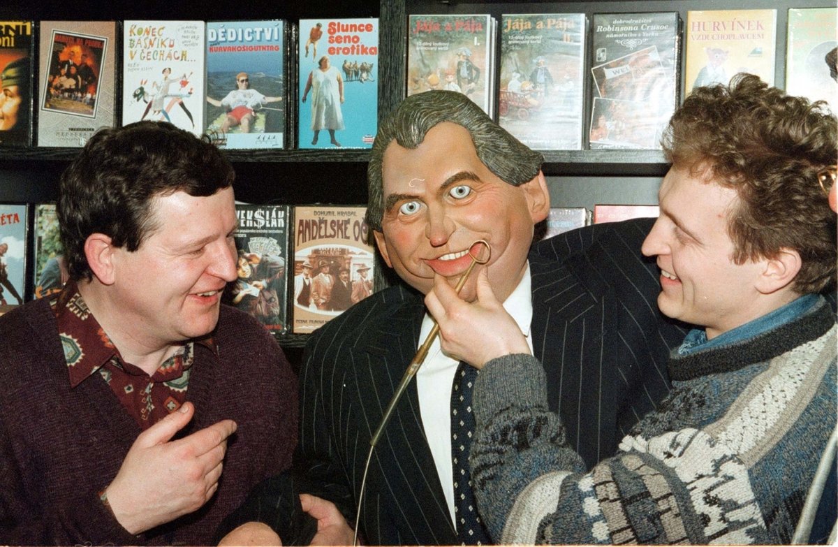 Václav Faltus v legendárním televizním pořadu Gumoviny